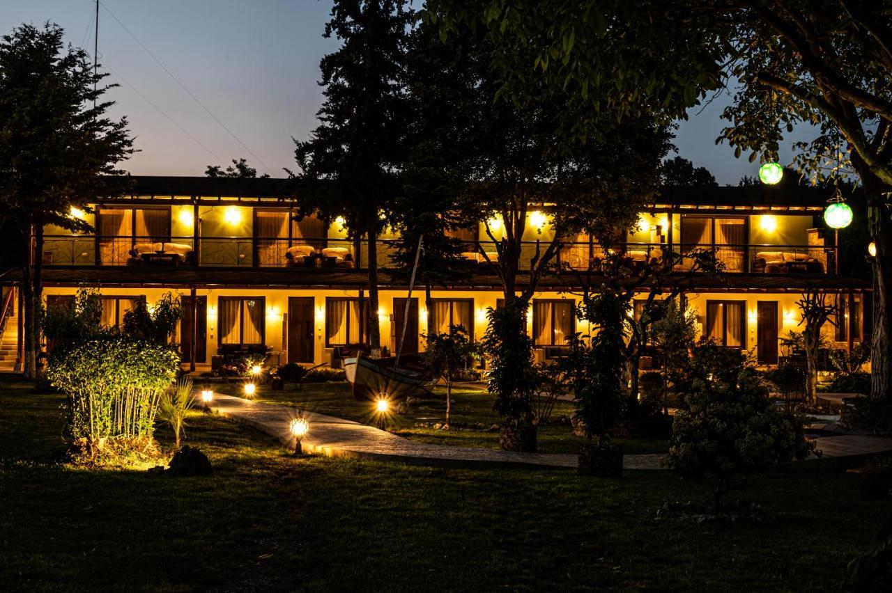 Simi Luxury Suites Плака-Литохоро Экстерьер фото