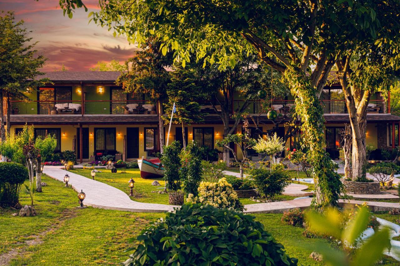 Simi Luxury Suites Плака-Литохоро Экстерьер фото